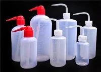 200ml 500ML 1000ML ল্যাবরেটরি Hdpe ওয়াশ স্কুইজ ভি বোতল